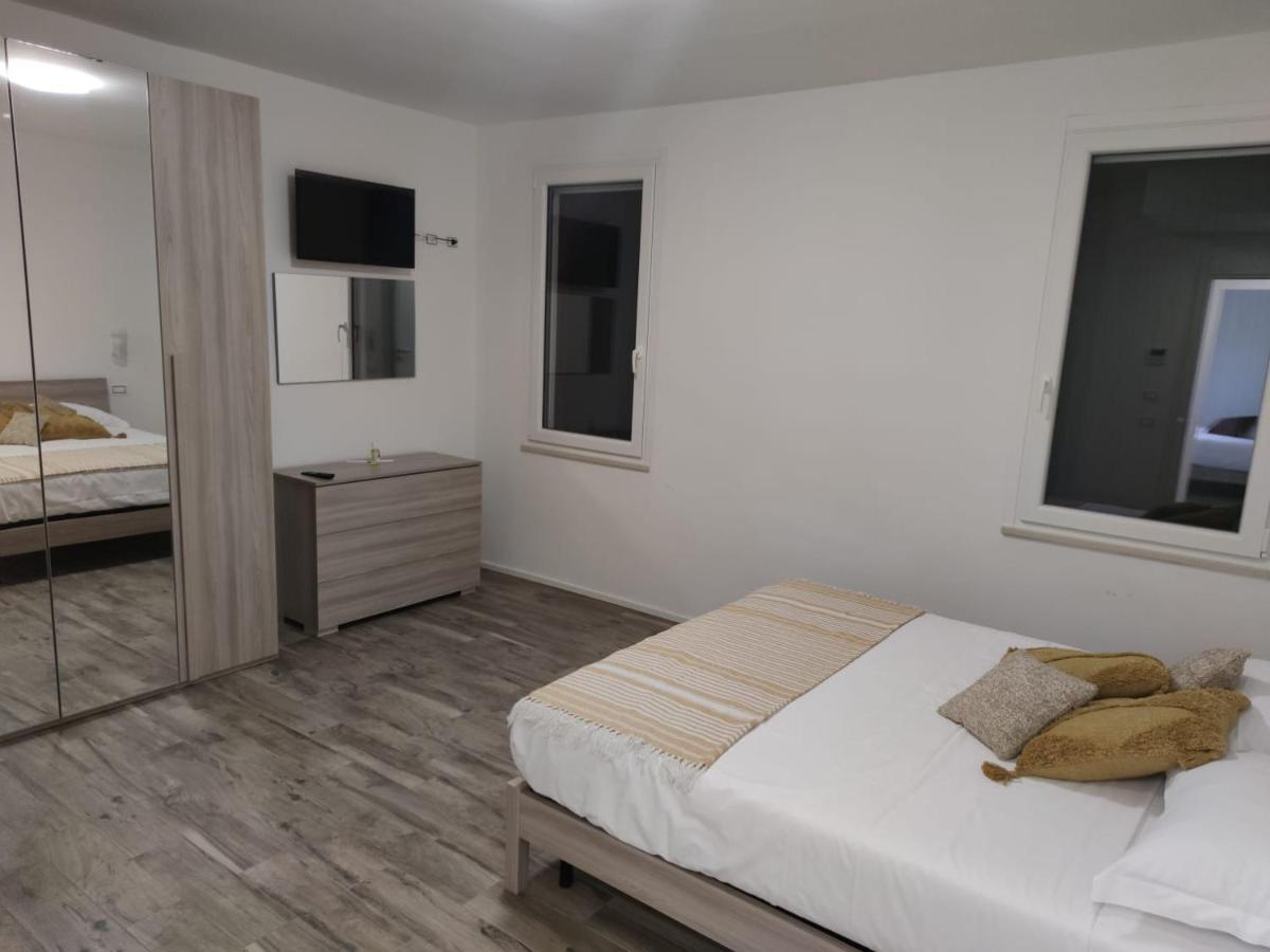 Ca Rossa Hotell Bondeno Eksteriør bilde